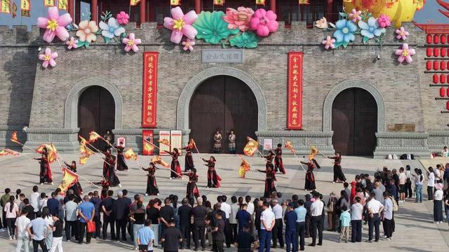 白天看景晚上看剧  “演出+旅游”引领文旅消费新潮流