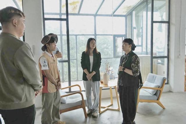 罗萍率队调研哈尼梯田保护和文旅融合发展