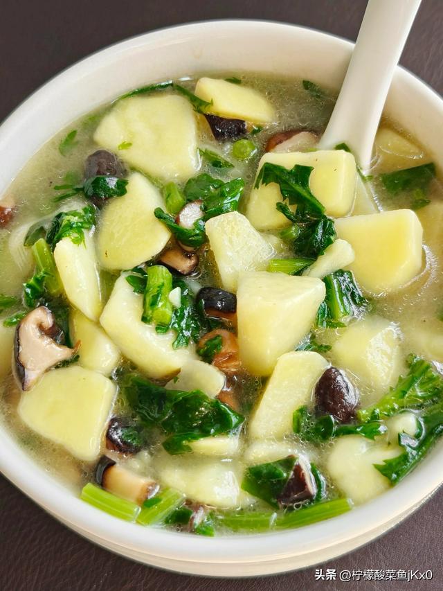 生吃杀菌，熟吃润肺，冬天使劲吃	，才5毛1斤，健脾通便，增强免疫