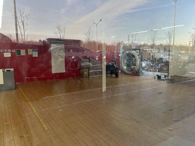 “小电驴”新国标实施首日：涨价几百元，“空店”本周补货