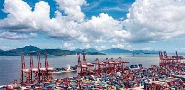 四天后，特朗普收到了北京的答复，中方给出的10个字，让他死心了