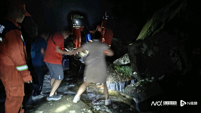 深圳一家三口惠州罗浮山徒步误入禁区，深夜联合救援成功脱险