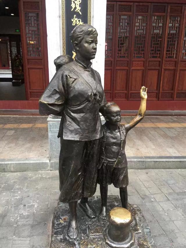 海口骑楼遗韵里的文化长歌