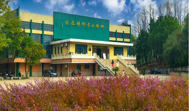 从矿山到酒杯 —— 黄石工业与文化的千年对话