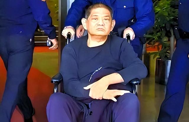 100多位情妇，包养费上亿元，9女同床却落得个凄凉下场、人财两空