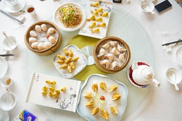 金羊网评：请到广东过“双节”，“粤”享生活新“食”尚