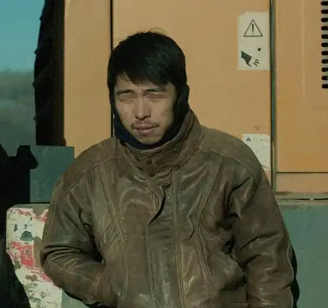 95年我和父亲去有钱姑姑家，结果被赶出门，20年后她突然打来电话