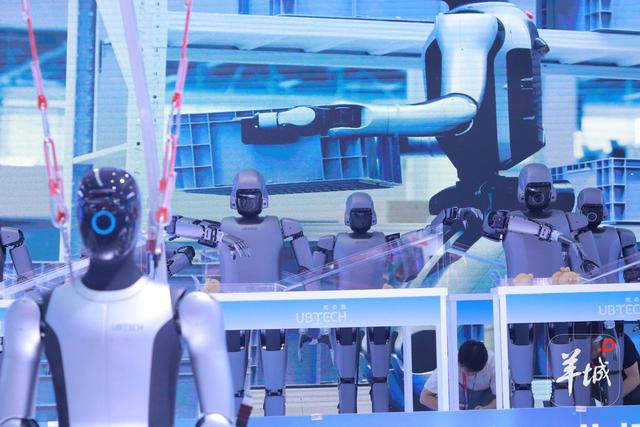 人形机器人整机企业参展数创历史！2025世界机器人大会开幕