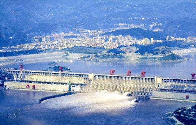 三峡大坝“账本”曝光！投资2500亿，运行20余年，如今回本多少？