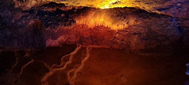 贵州省文旅厅专家组科学讲解德江仙洞奇观