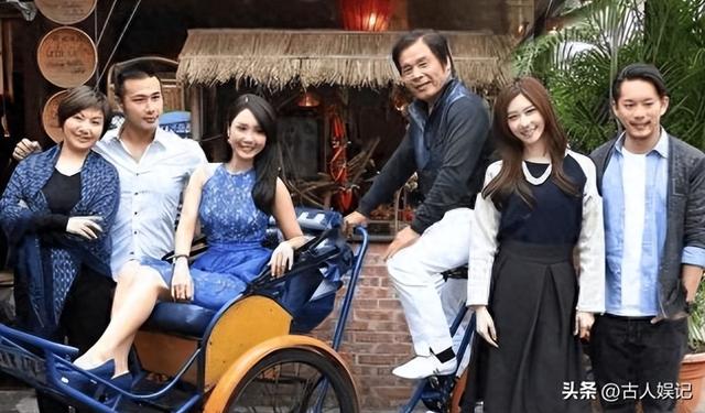 “6个老婆	”同住一屋，每人每月7万零花钱，71岁又娶第七房小娇妻