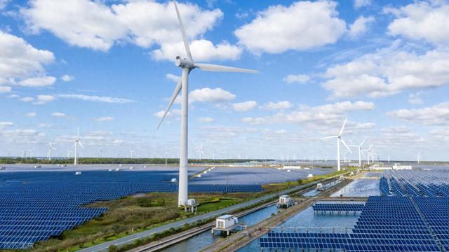科学家利用黑色金属技术将太阳能发电量提高 15 倍