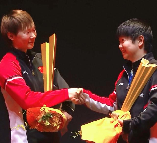 北京大满贯，孙颖莎为什么输给王曼昱，大魔王邓亚萍给出了答案