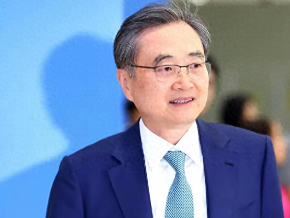 李在明拒绝出席我国9.3大阅兵，韩国不敢得罪美国，向我国摊牌了，却忽略一点