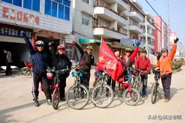 老虎队的故事46，第一面队旗