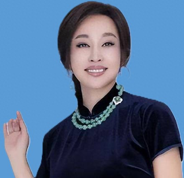 刘晓庆同志个人简历