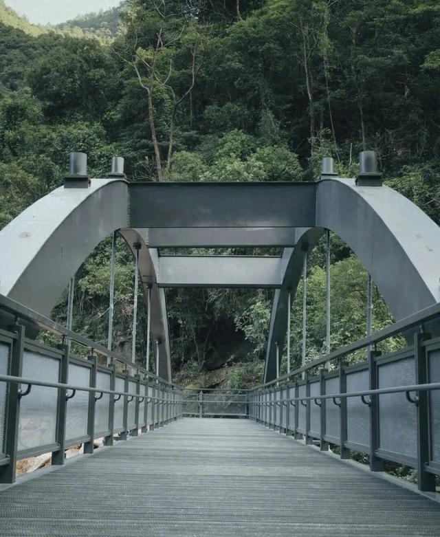 宁德新晋网红步道！把峡谷野趣、悬空观景与百年人文打包，随手拍都是景！