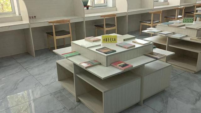 北疆文化·呼伦贝尔大草原｜“北疆历史文献”主题书展开展