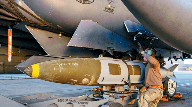 傅聪大使的提醒应验了，美军空袭叙利亚70多个目标	，沙拉极度不安