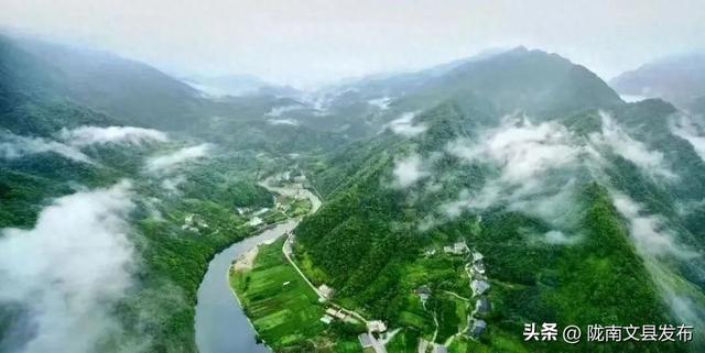 陇南“山水赋”邂逅天津“海河情”