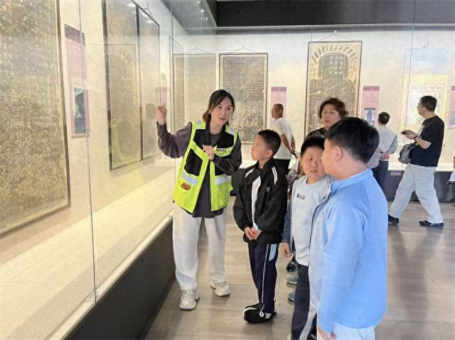 市博物馆首推假日社教课