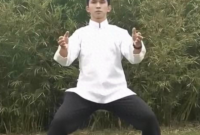 站桩自然呼吸形成“腹式呼吸”的过程，看完不再纠结呼吸