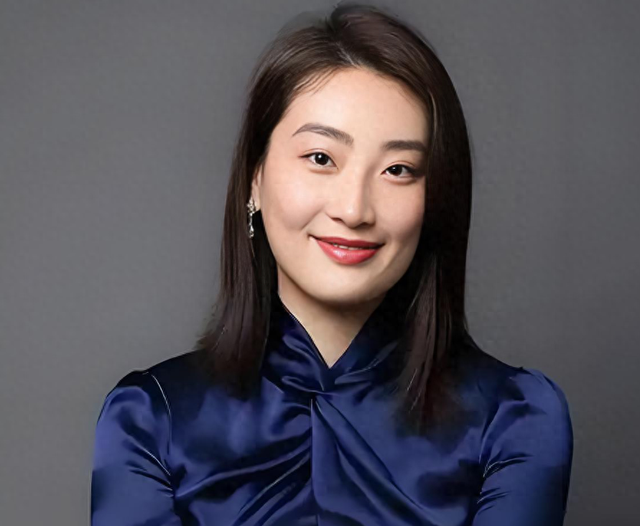 娃哈哈老员工爆料：杜建英被除名，宗馥莉早在二十年前已有准备！