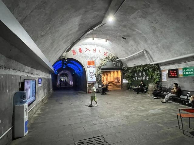 快来！这里有不用空调的“清凉港湾”→