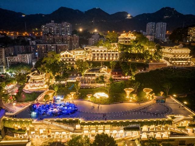 “重庆开埠地理起点在南岸”《诗行长江》南岸篇热播 南岸文脉引热议