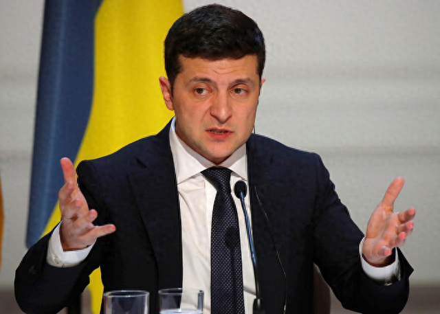 出大事了，俄本土凌晨被炸，普京一声令下，俄核潜艇出动，美失声