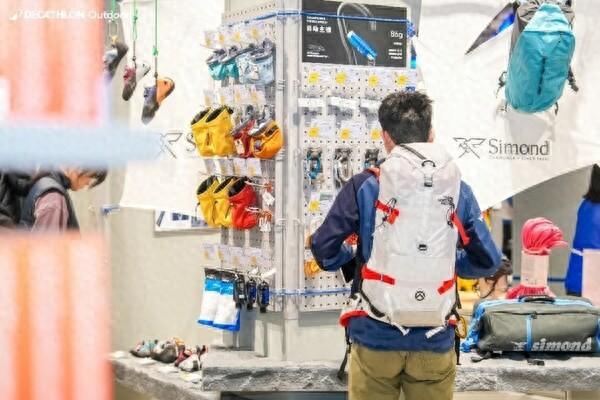 雪山开板季，中国户外的"成都时刻"：迪卡侬如何抓住城市户外新风向？