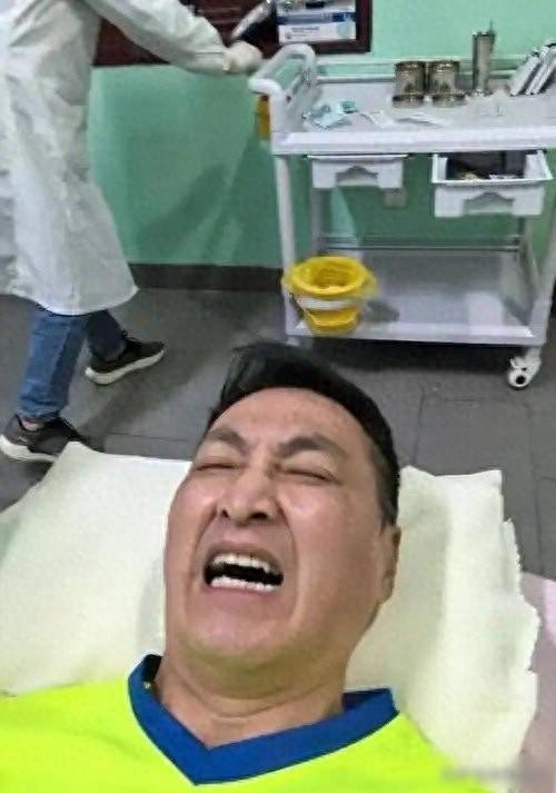 钱再多有啥用！"展昭"何家劲的现状	，给所有老年男性提了个醒