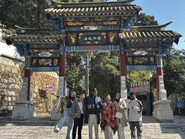 【外眼看云南】航海+中医+滑雪！孟加拉博主多元化的春城体验