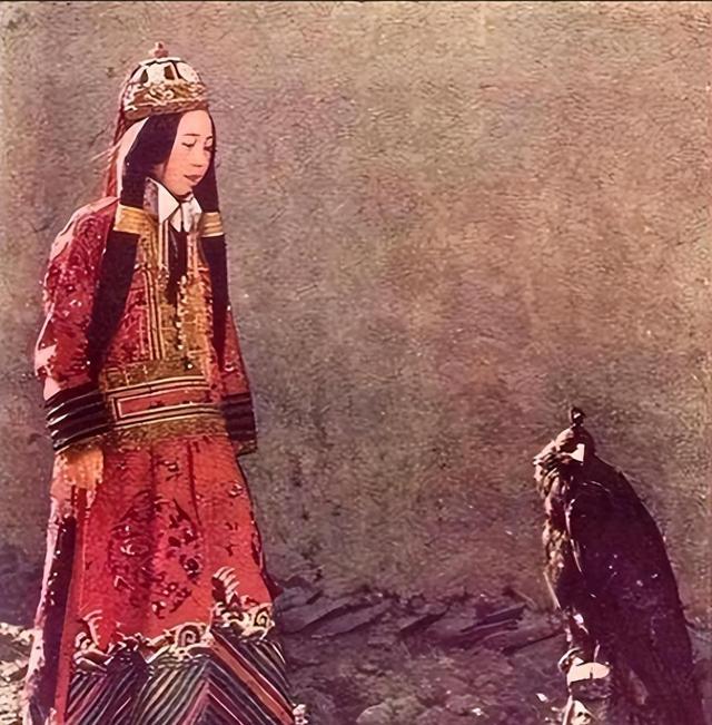 渥巴锡简介（欧洲唯一的黄种人共和国）