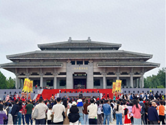 “双节”随县烟火浓！非遗玩得嗨，景区人挤人，消费券还能省～