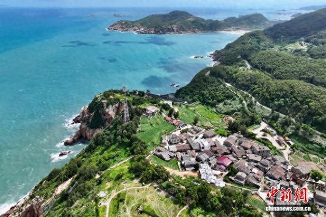 福建沿海渔村风光秀美引游人