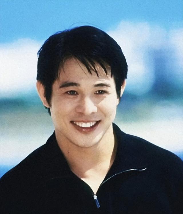钱再多有什么用？62岁李连杰病情再次恶化，才懂成龙那番话含金量