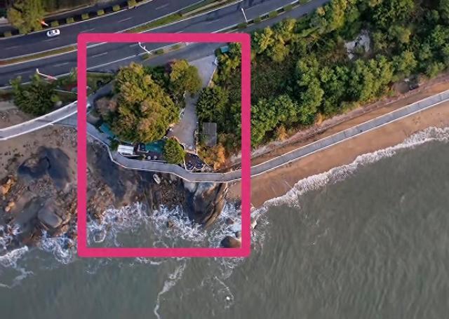 厦门白石炮台，原是厦门湾沿海9座西式炮台之一，现在为海鲜排档