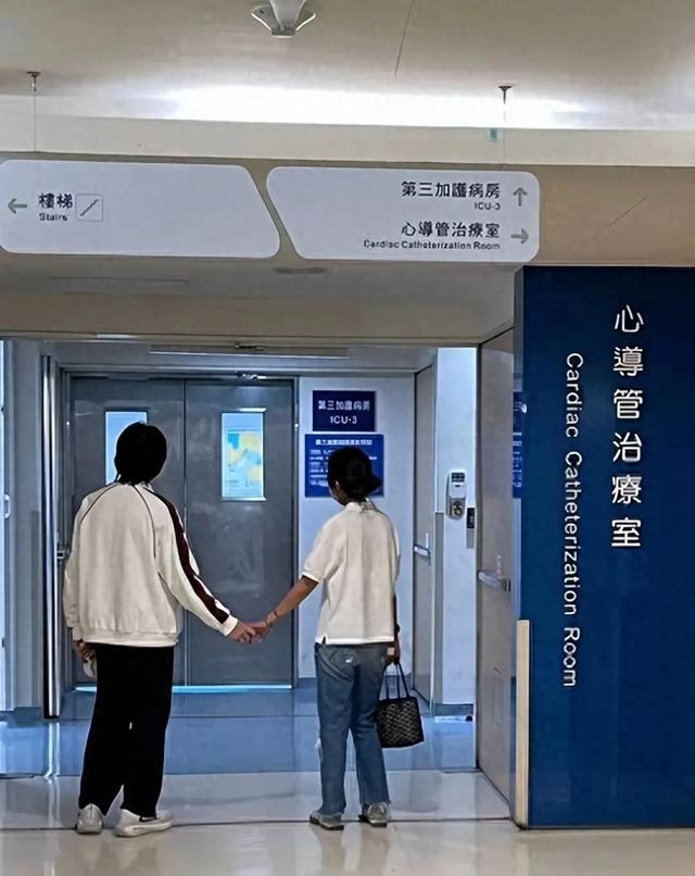 钱再多有什么用？结婚才2年，萧敬腾就尝到了“老妻少夫”的难题