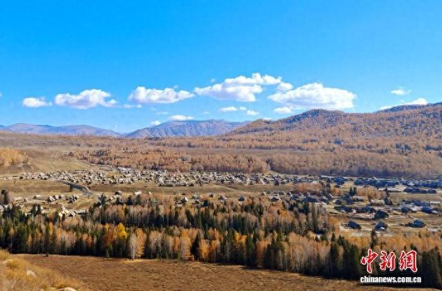 游客变创客 新疆老村“圈粉”年轻人