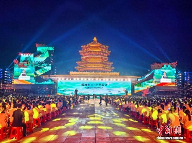 受降名城湖南芷江举行国际和平文化节 搭建中外交流桥梁