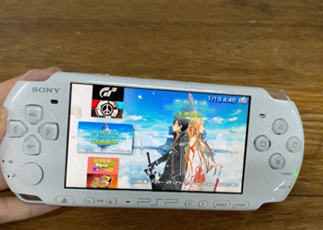 推荐几个PSP3000的游戏吧（380入手索尼PSP3000）