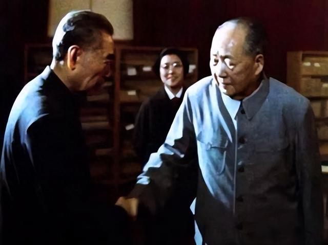 如果说毛主席是千年一遇的天才，那么周恩来就是千年一遇的伯乐