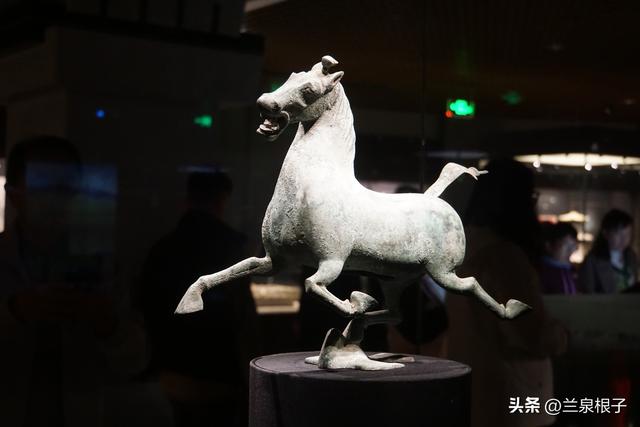 兰州文化寻宝记——走进甘肃省博物馆邂逅奔跑两千年的铜奔马