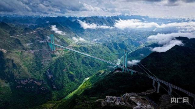 世界高桥看中国：花江峡谷大桥通车背后的力量