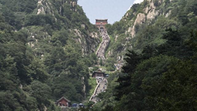 追寻巍峨之巅