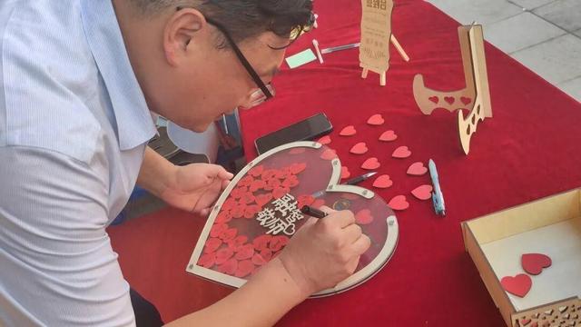 连心诀情笺攻略（感动威海这所学校的教师节活动心意满满）