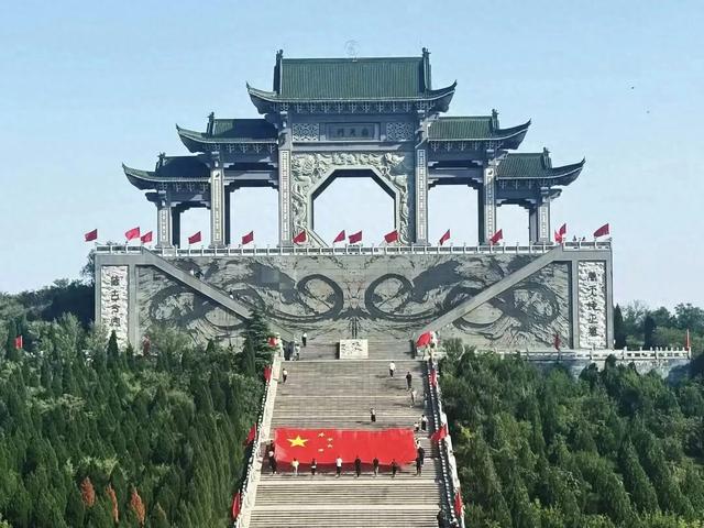 人气爆棚氛围燃！淇县云梦山国庆“躺玩”攻略大揭秘，精彩活动嗨不停！