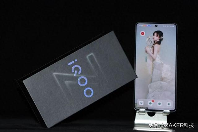 iQOO Z10 Turbo+实测：平民游戏神机，性能续航一手抓