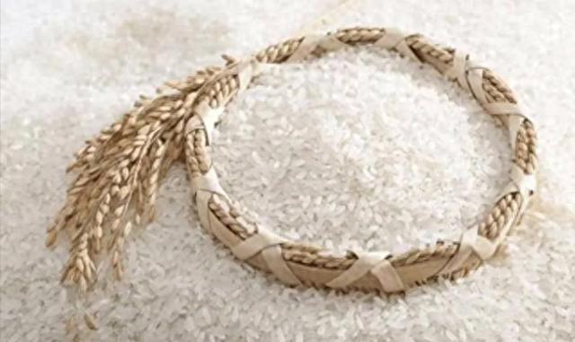 越南33万平方公里	，年产4340万吨大米，黑龙江面积47万，产多少？